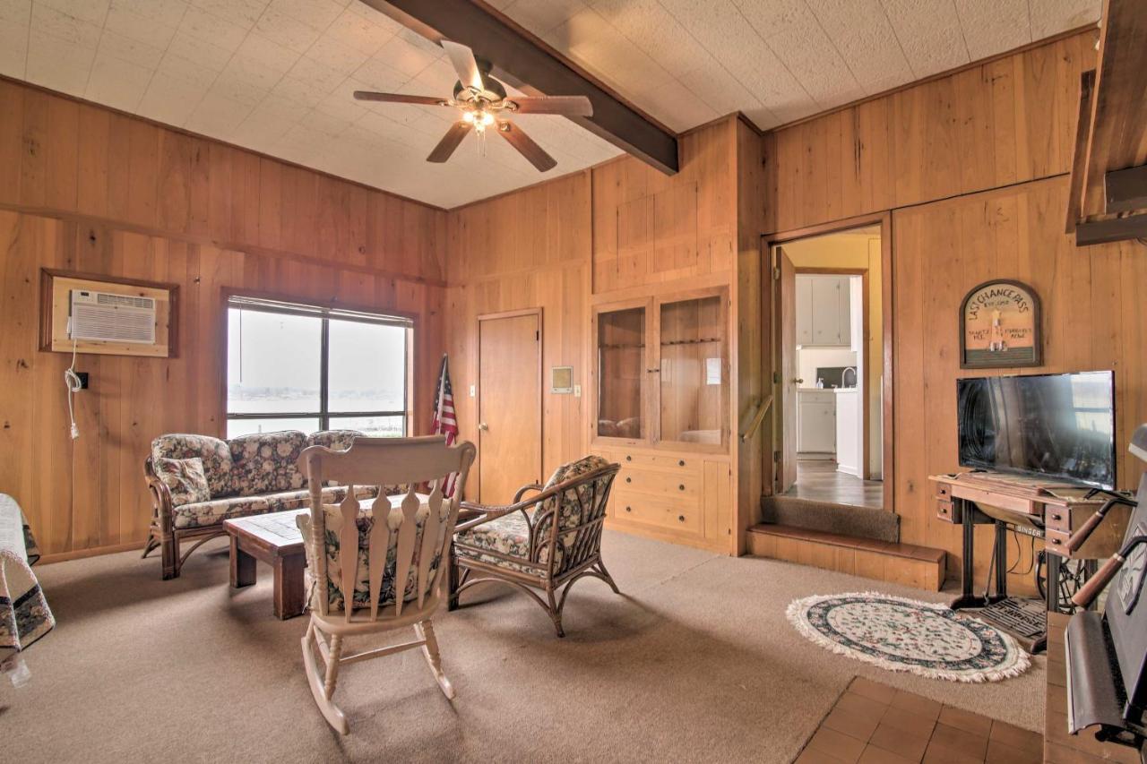 Rustic Lake Buchanan Hideaway With Game Room And Grill Tow Extérieur photo