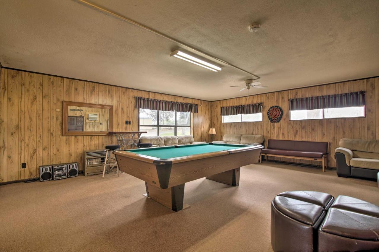 Rustic Lake Buchanan Hideaway With Game Room And Grill Tow Extérieur photo